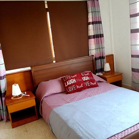 La Veranda Sea View Apartments Larnaca Phòng bức ảnh