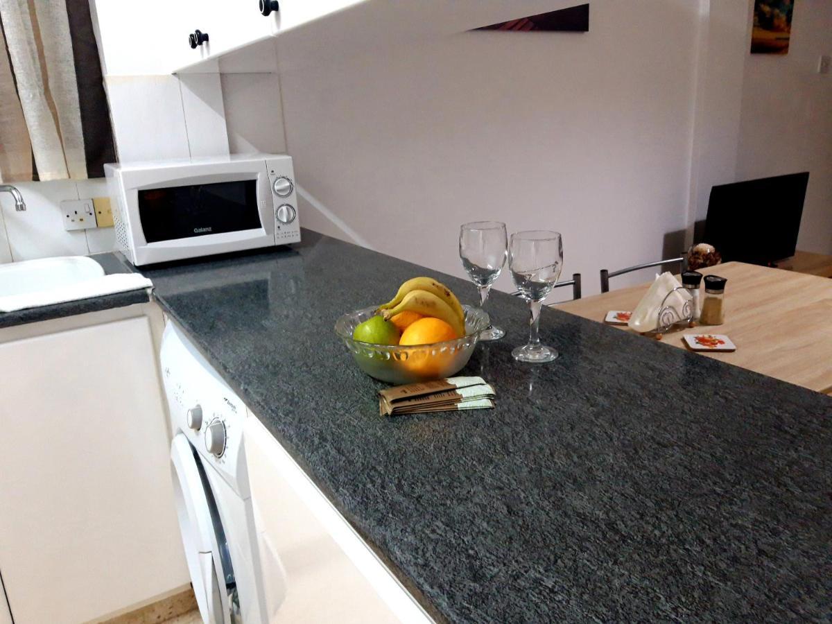 La Veranda Sea View Apartments Larnaca Phòng bức ảnh