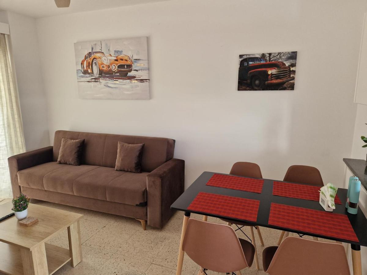 La Veranda Sea View Apartments Larnaca Ngoại thất bức ảnh