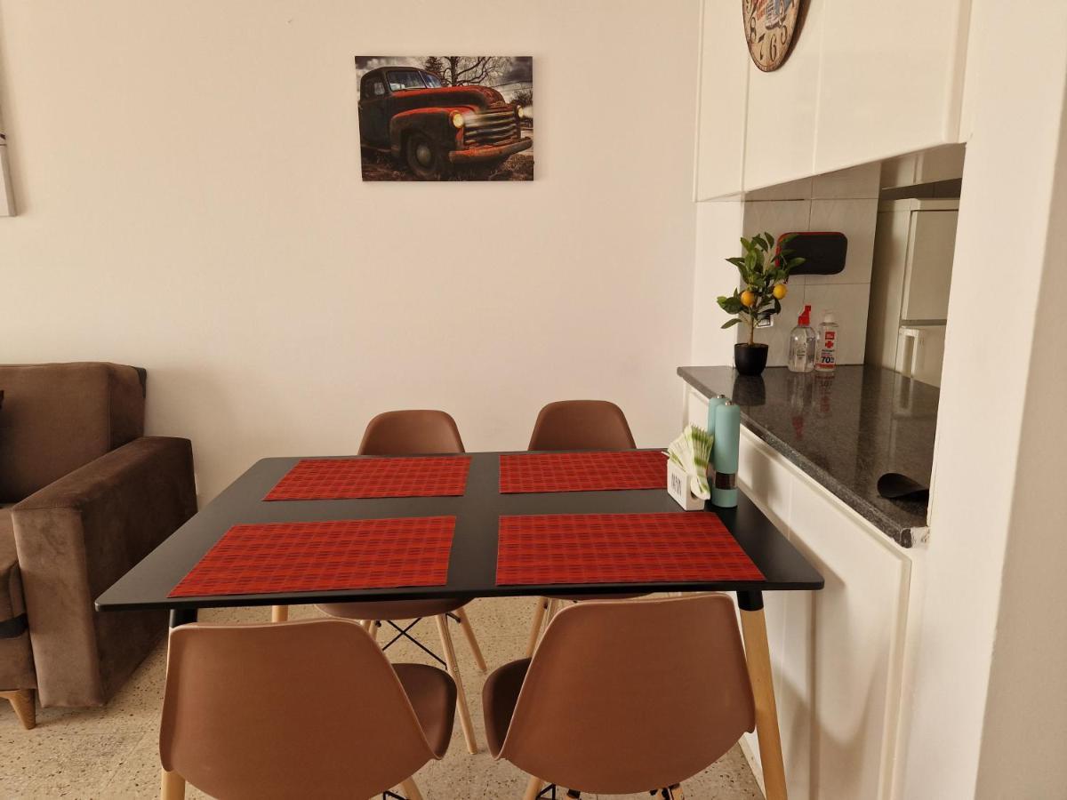 La Veranda Sea View Apartments Larnaca Ngoại thất bức ảnh