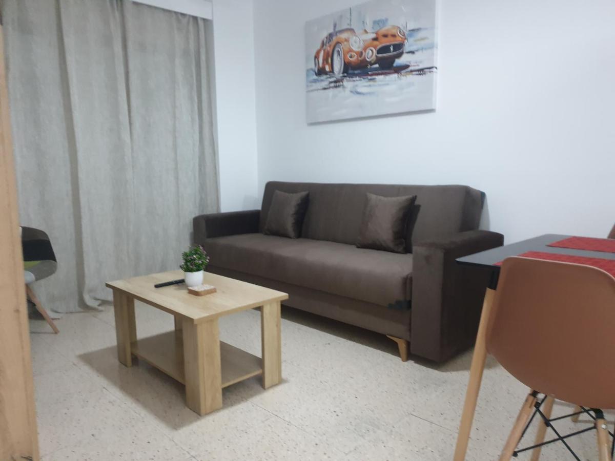 La Veranda Sea View Apartments Larnaca Ngoại thất bức ảnh