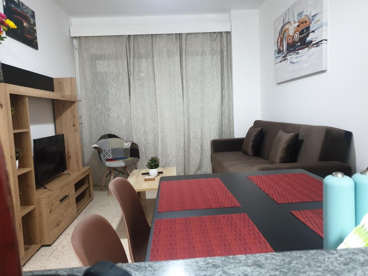 La Veranda Sea View Apartments Larnaca Ngoại thất bức ảnh